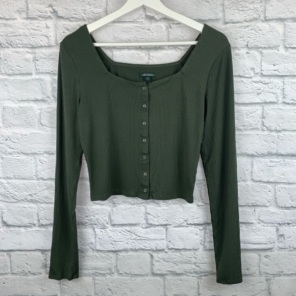 wild fable Tops - Wild Fable Olive Square Neck Button Up Blouse XS